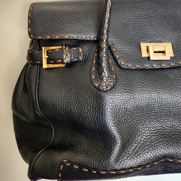 Reni Black Leather Shoulder Bag - Picture 3 of 8